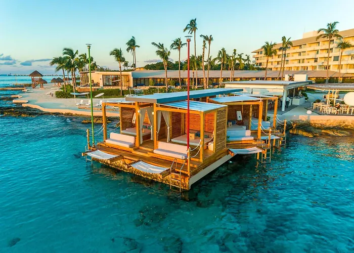 Presidente Intercontinental & By Ihg Resort