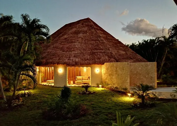 Presidente Intercontinental & By Ihg Resort