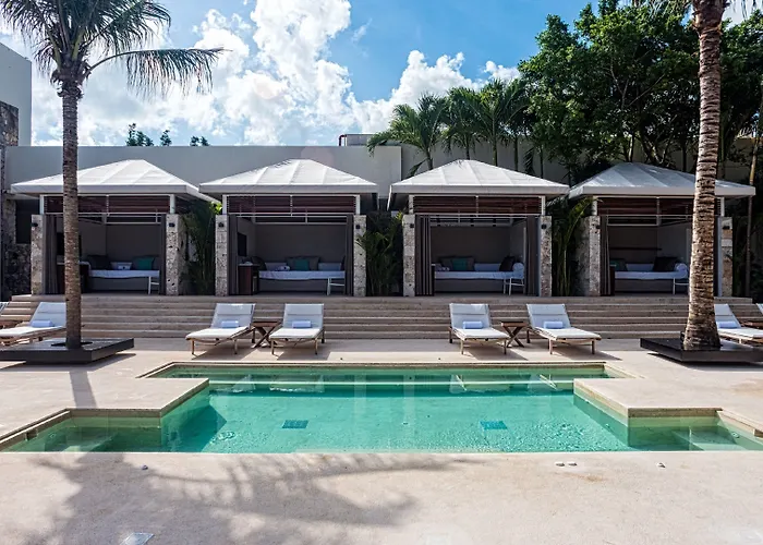 Presidente Intercontinental & By Ihg Resort