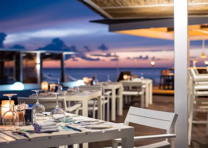 Presidente Intercontinental & By Ihg Resort