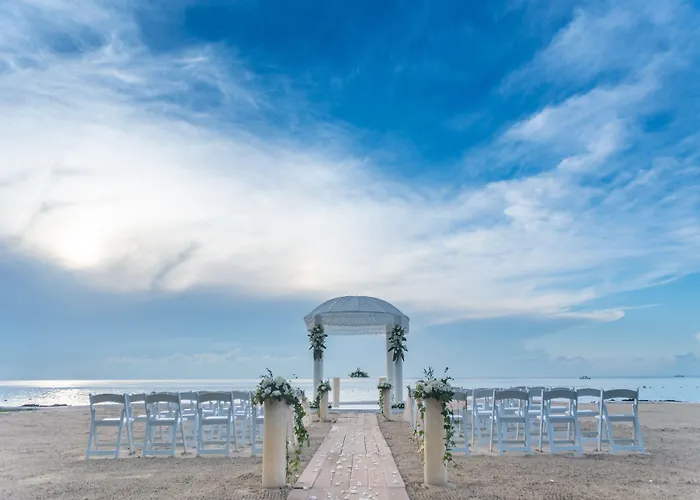 Presidente Intercontinental & By Ihg Resort 5*