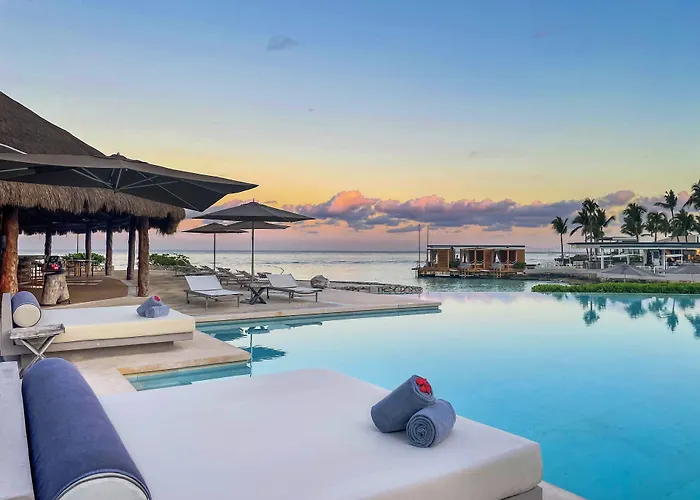 Resort Presidente Intercontinental & By Ihg
